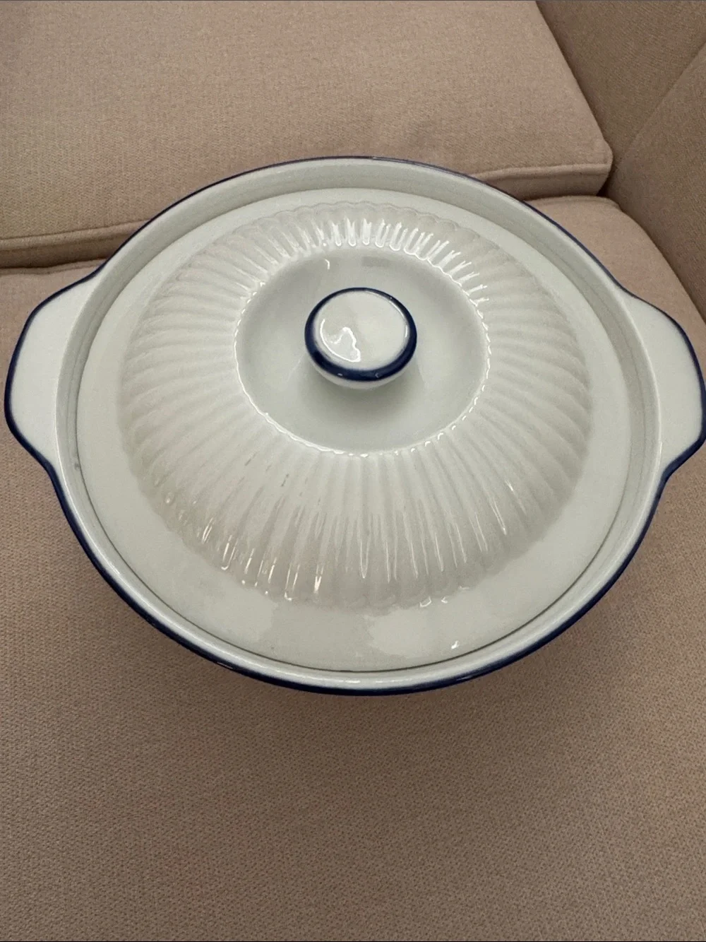 BIA Blanc De Table Casserole Dish With Lid Round White Blue Ribbed 8.5”x 4.5”